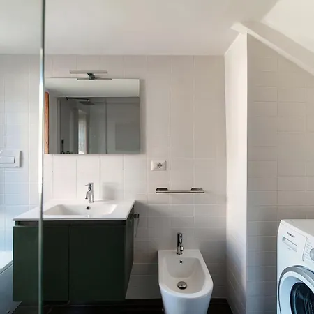 아파트 Almost Paradise By Quokka 360 - Flat With A View Of 브루나테